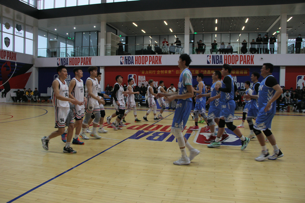 青力同行 企創(chuàng)未來(lái)——第三屆“潔晶杯”籃球邀請(qǐng)賽開(kāi)幕