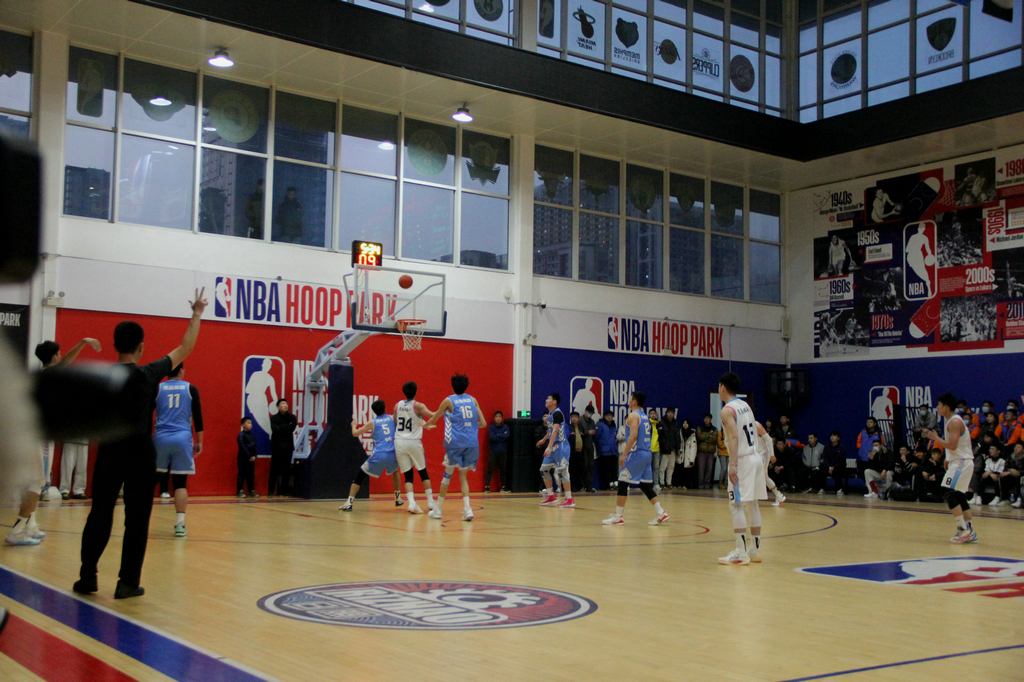 第三屆“潔晶杯”籃球邀請賽圓滿收官